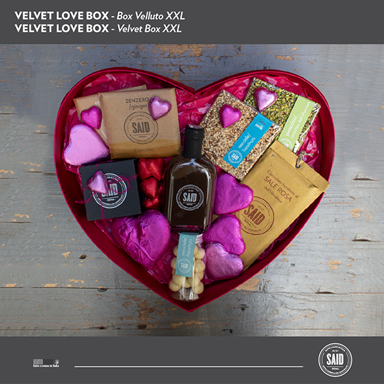 VELVET LOVE BOX