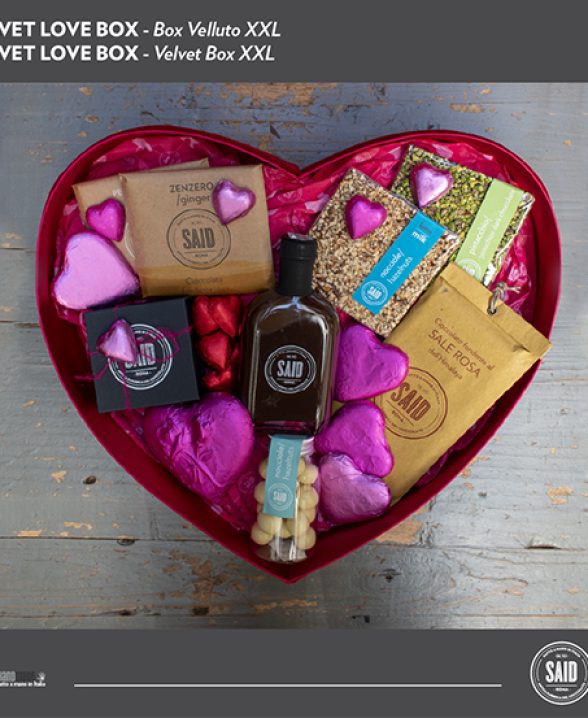 VELVET-LOVE-BOX.jpg